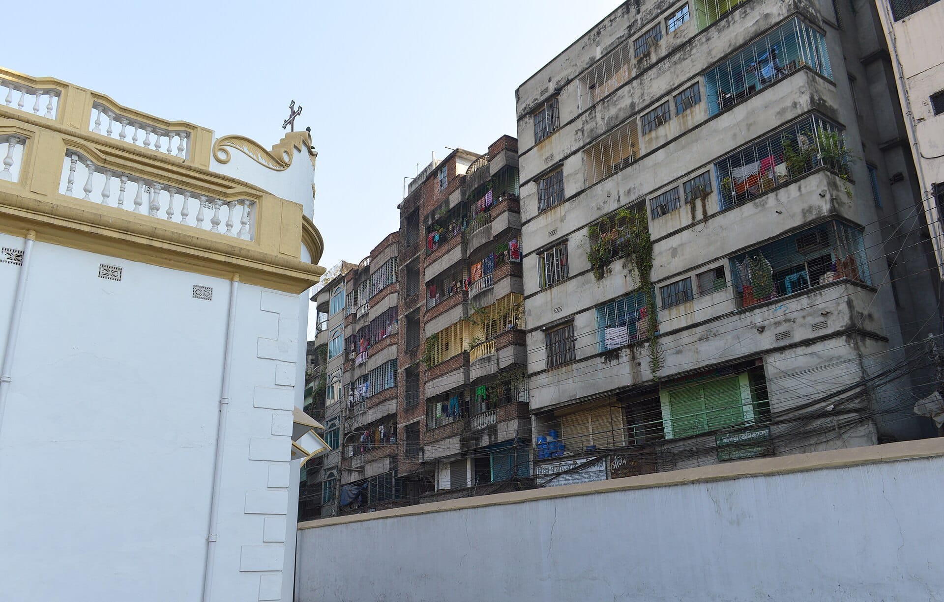 Apartment buildings in Dhaka (30569828554)